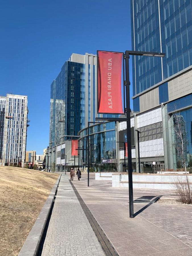 Квартира С Видом На Abu Dhabi Plaza Astana Bagian luar foto